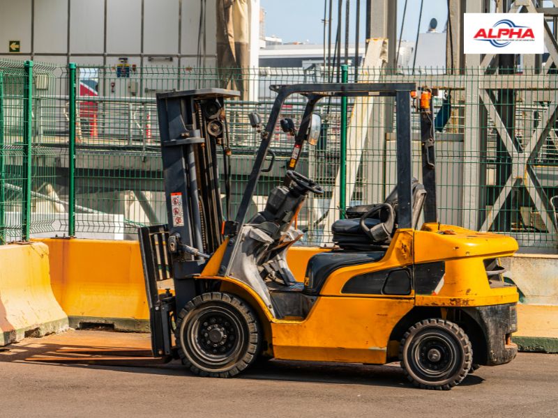 đo áp suất vỏ xe nâng 2 lần mỗi tháng